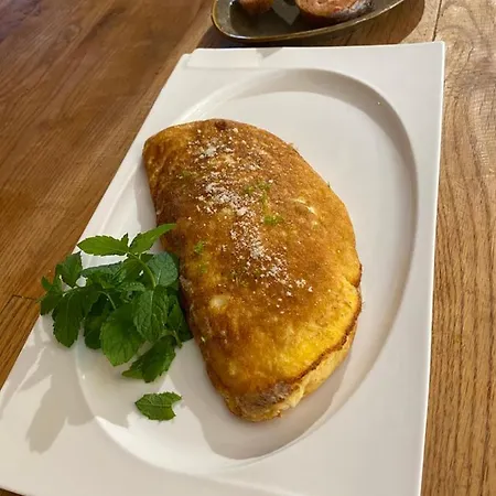 Carbo De Отель *