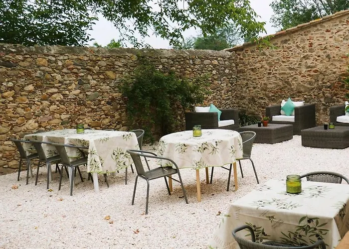 Hotel Carbo De *