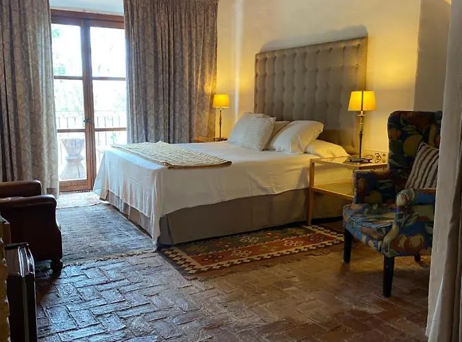 فندق Carbo De بيرالاذا