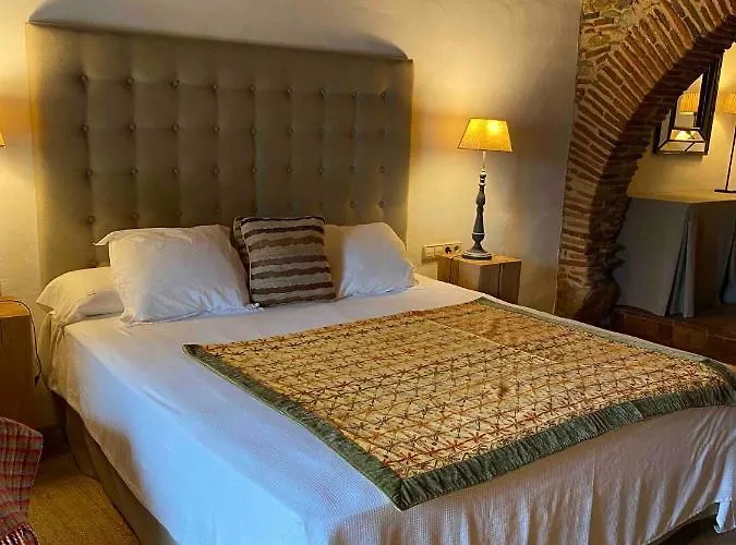 فندق Carbo De بيرالاذا